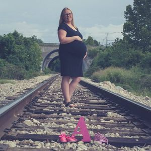 Meet your Posher, Holly